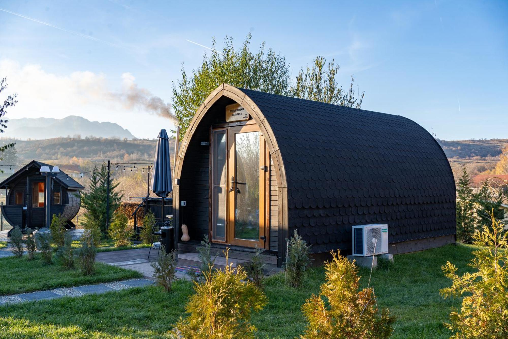 Glamp In Style Pods Resort Бран Экстерьер фото