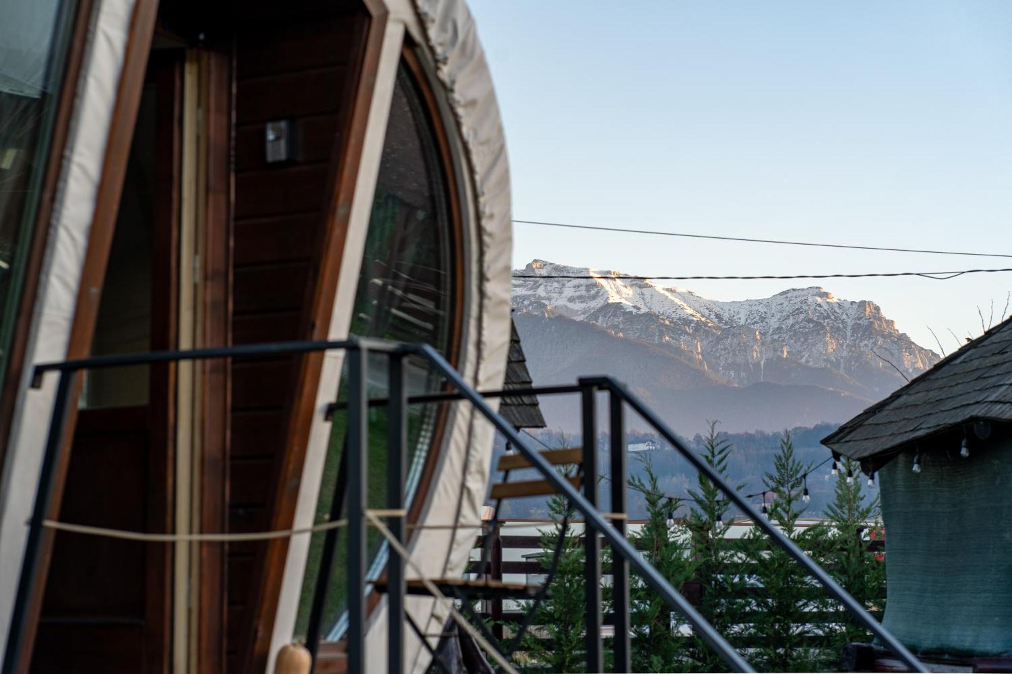 Glamp In Style Pods Resort Бран Экстерьер фото