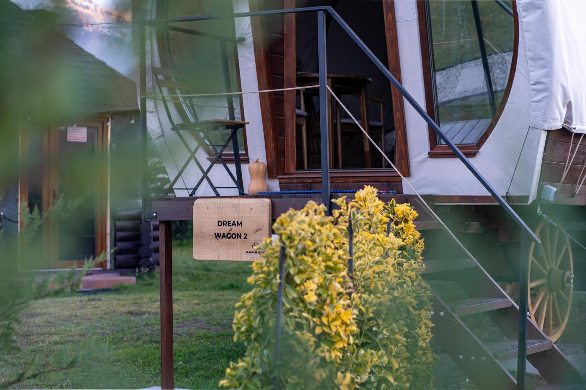 Glamp In Style Pods Resort Бран Экстерьер фото